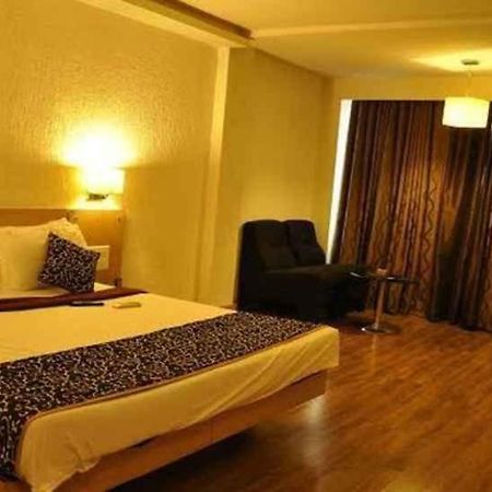 Hotel Manorama Vijayawāda Εξωτερικό φωτογραφία