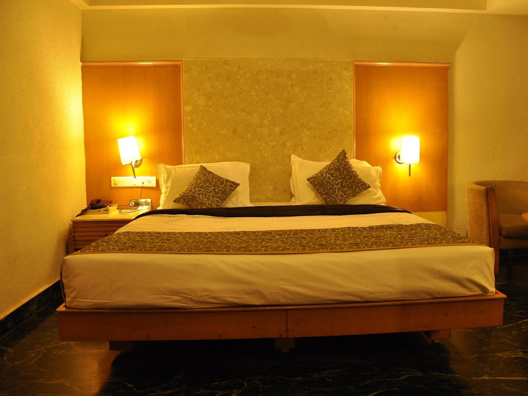 Hotel Manorama Vijayawāda Εξωτερικό φωτογραφία