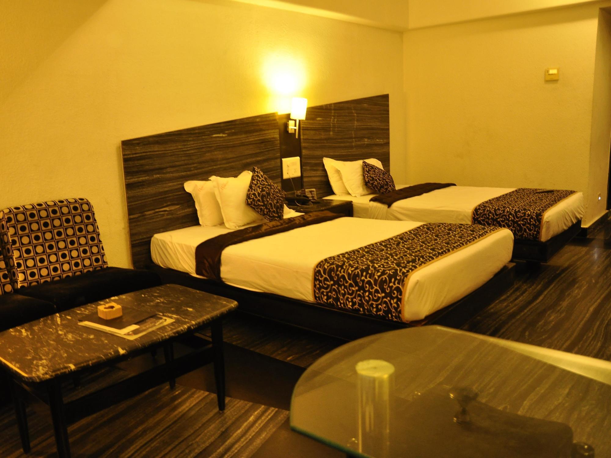 Hotel Manorama Vijayawāda Εξωτερικό φωτογραφία