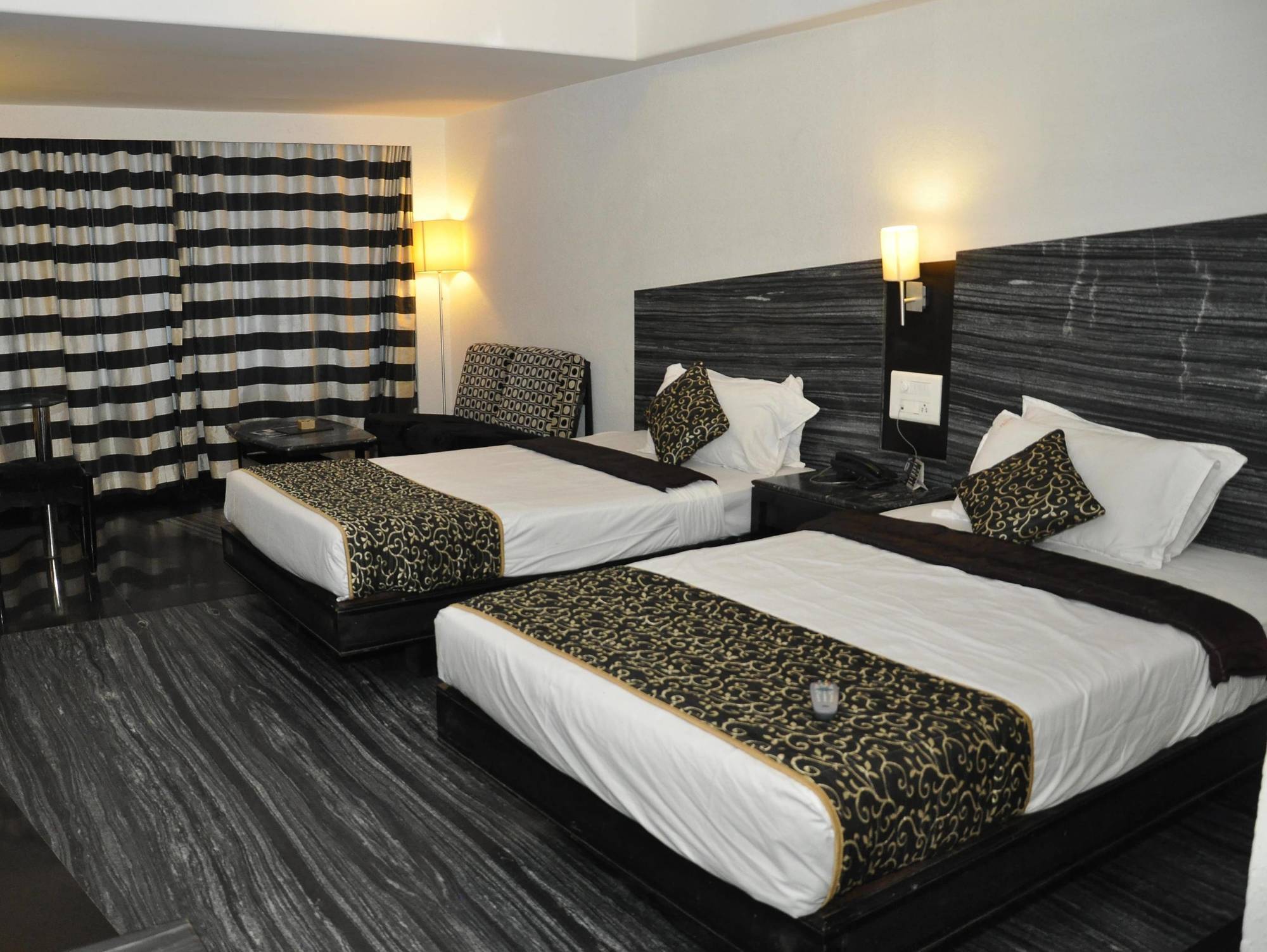 Hotel Manorama Vijayawāda Εξωτερικό φωτογραφία