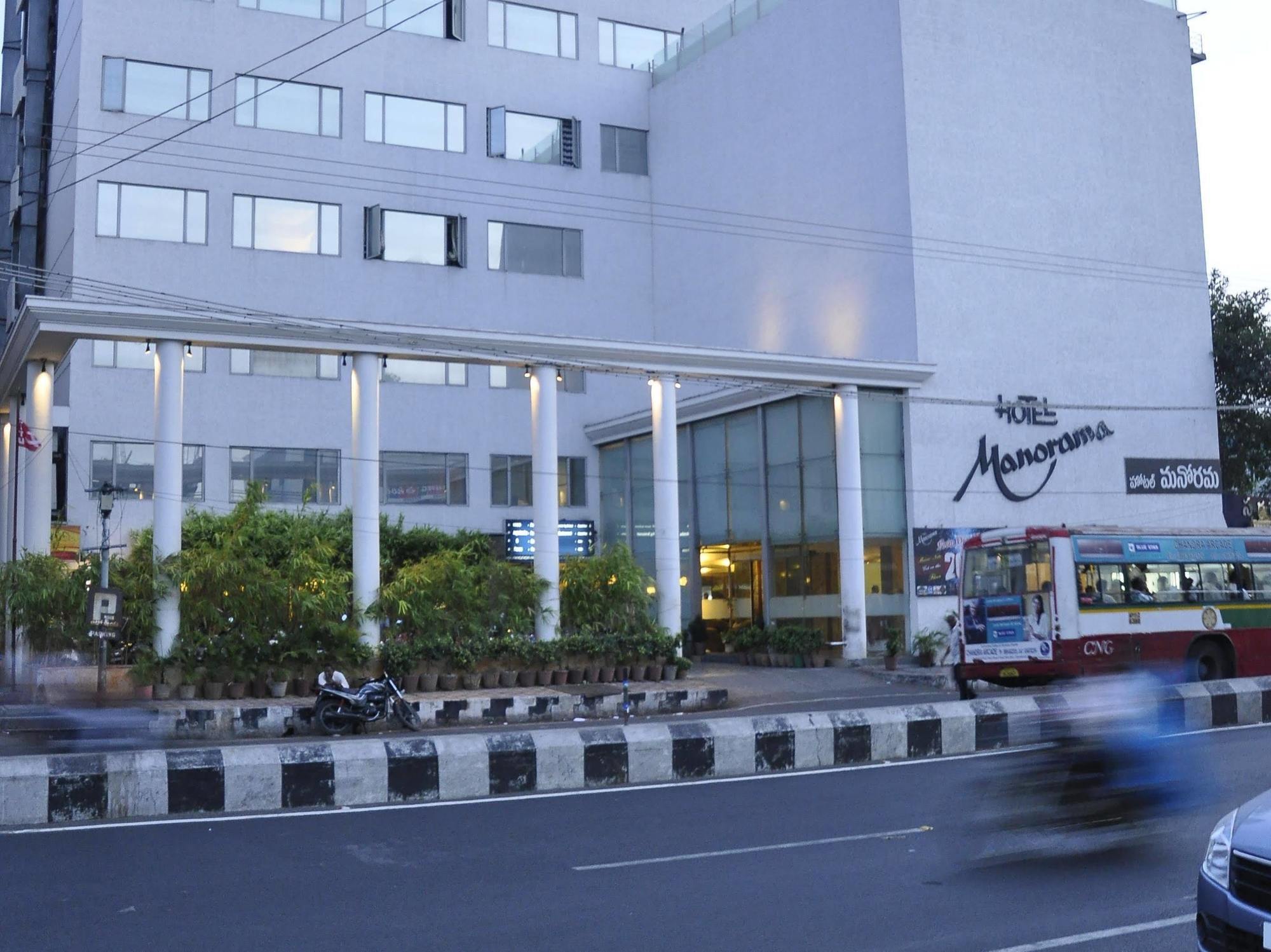 Hotel Manorama Vijayawāda Εξωτερικό φωτογραφία